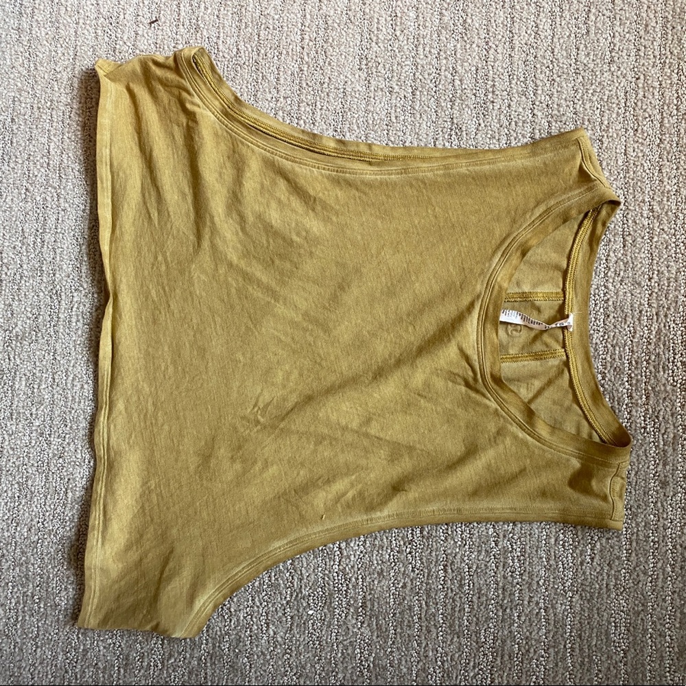 Lulu Muscle Love Crop Tank